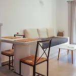 公寓 οtto Apts Loutrá