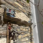 οtto Apts * Loutrá