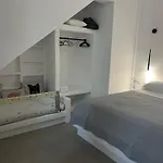 公寓 οtto Apts *